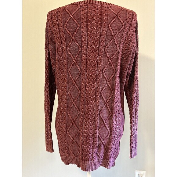 NATURAL REFLECTIONS Burgundy Acid Washed V-neck Cable Knit Sweater Medium - Picture 3 of 8